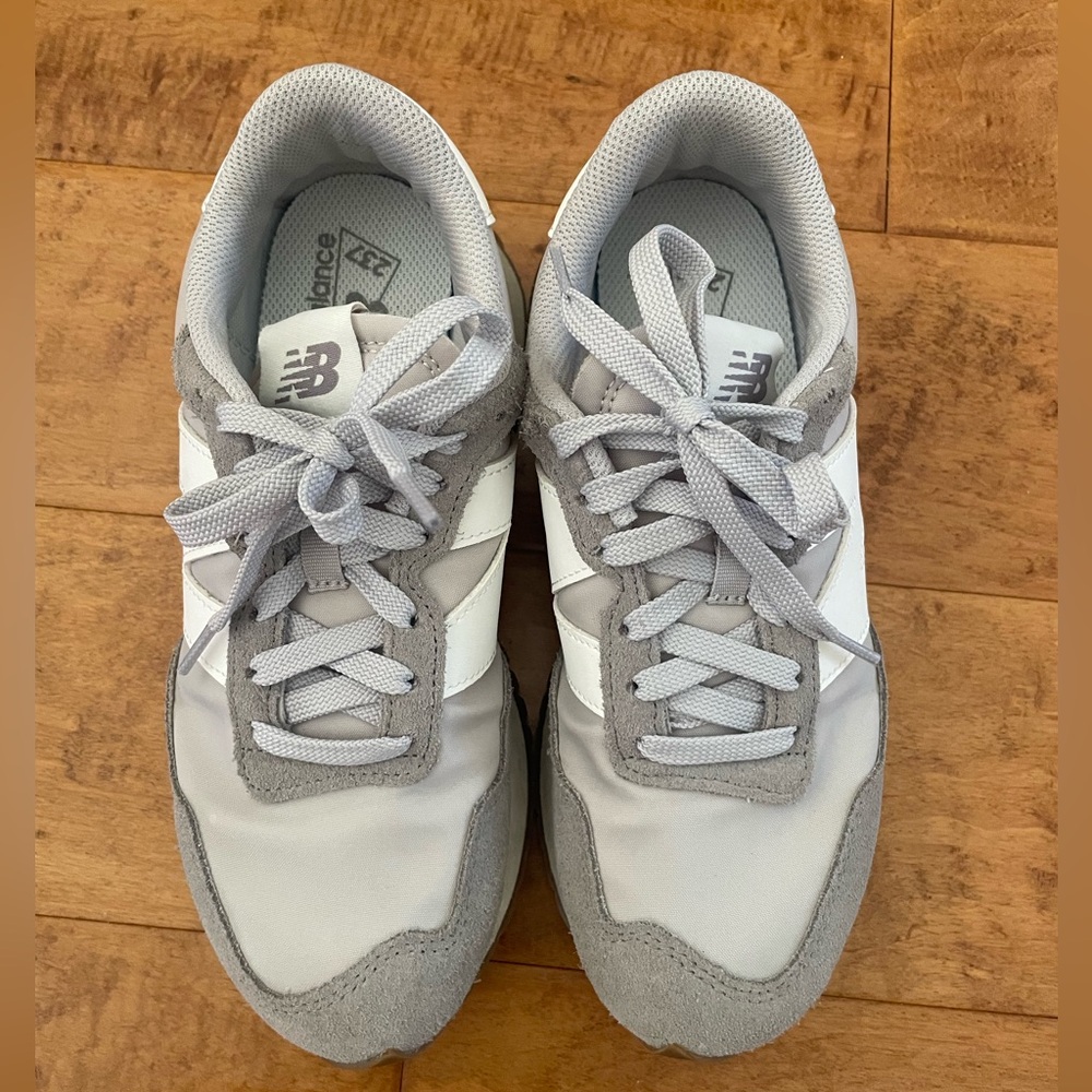 New Balance 237 Sneakers athelitc tennis Shoes sz 7.5 - Picture 2 of 10